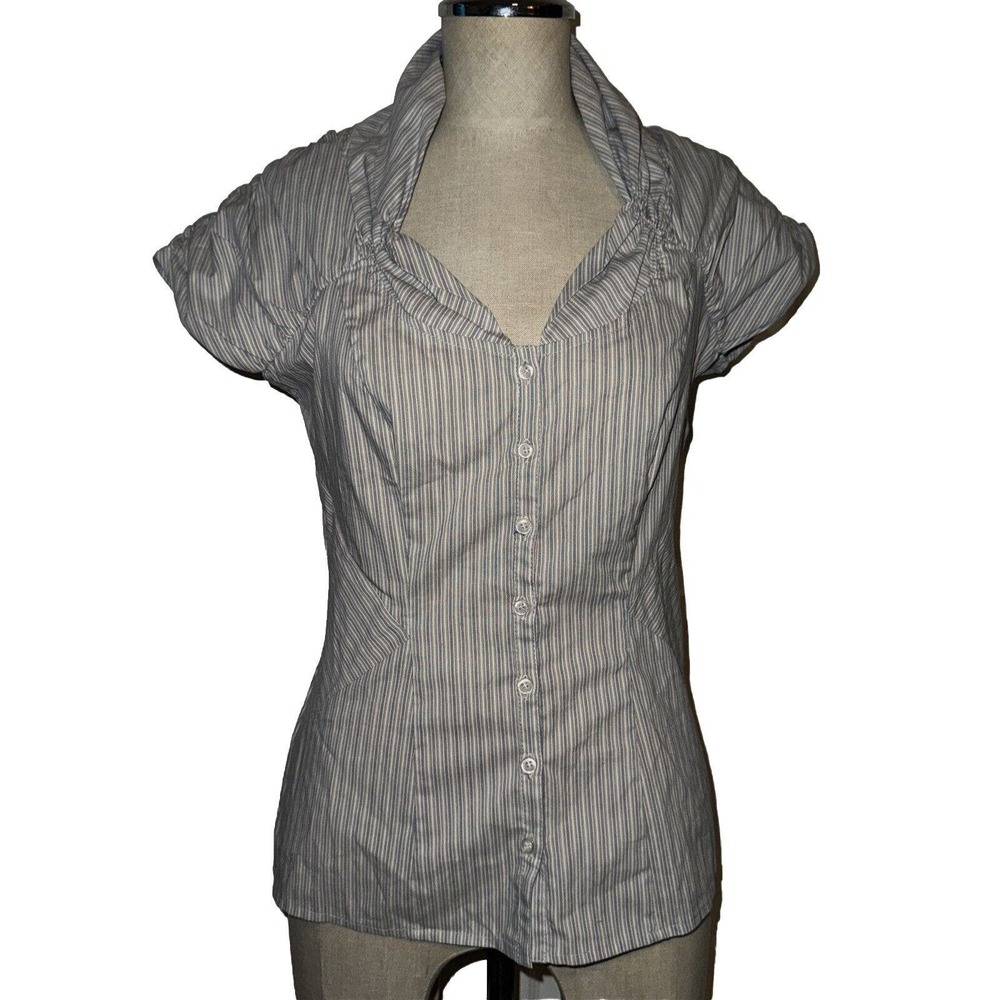 CLASS Italy Women’s Pinstripe Blouse Size 42‎ NEW
